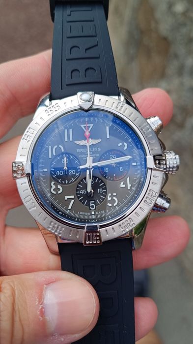 Breitling avenger chronograf nou