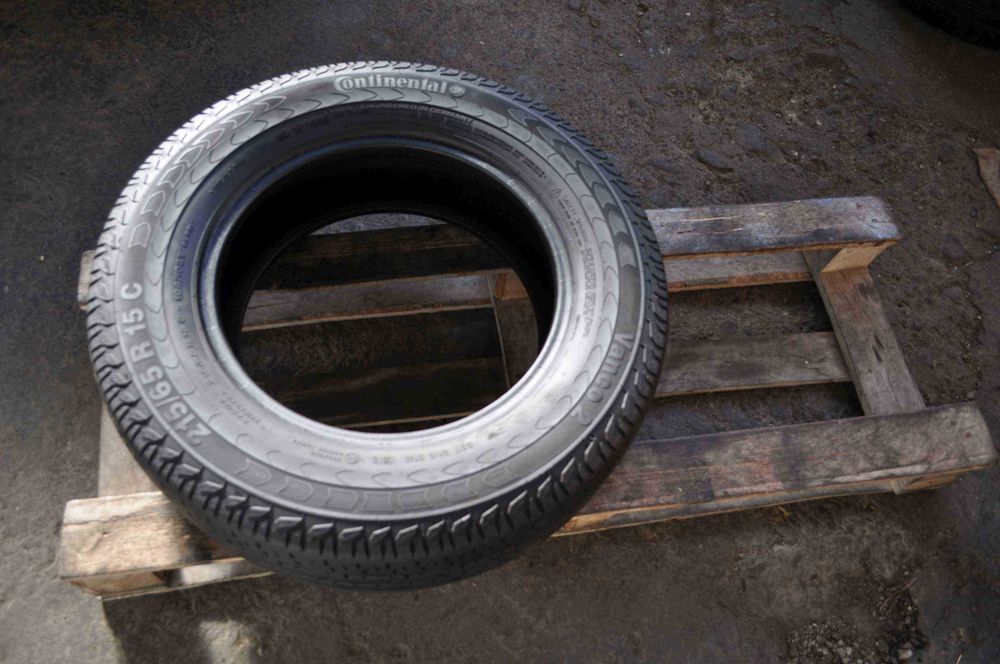 Anvelopa Vara 215/65 R15C CONTINENTAL Vanco 2 104/102T