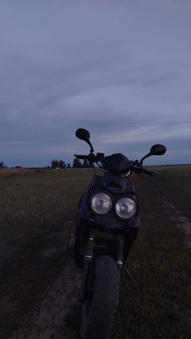 Продам скутор 150кб
