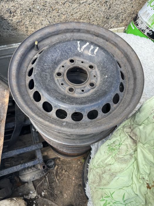 Диски штампы на бмв r15