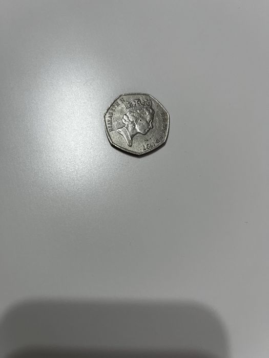 Moneda Fifty Pence
