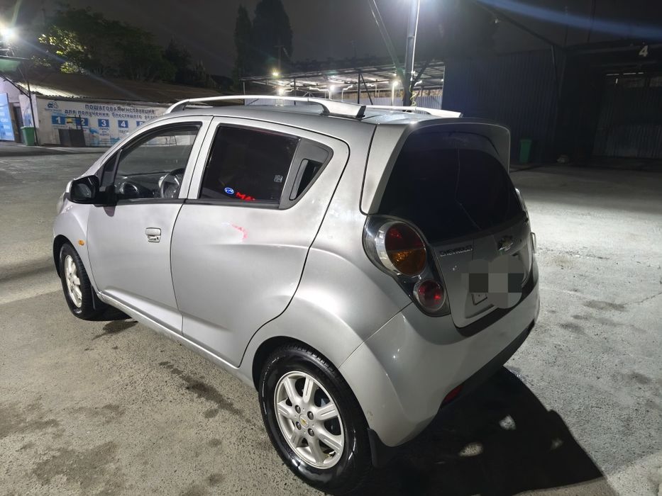 Chevrolet Spark  2012