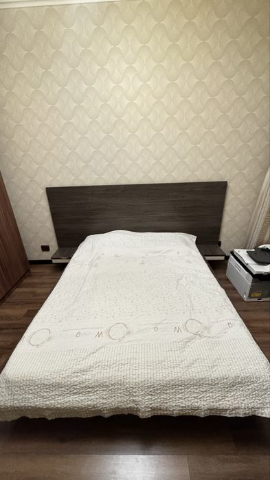 Продам двухспальную кровать