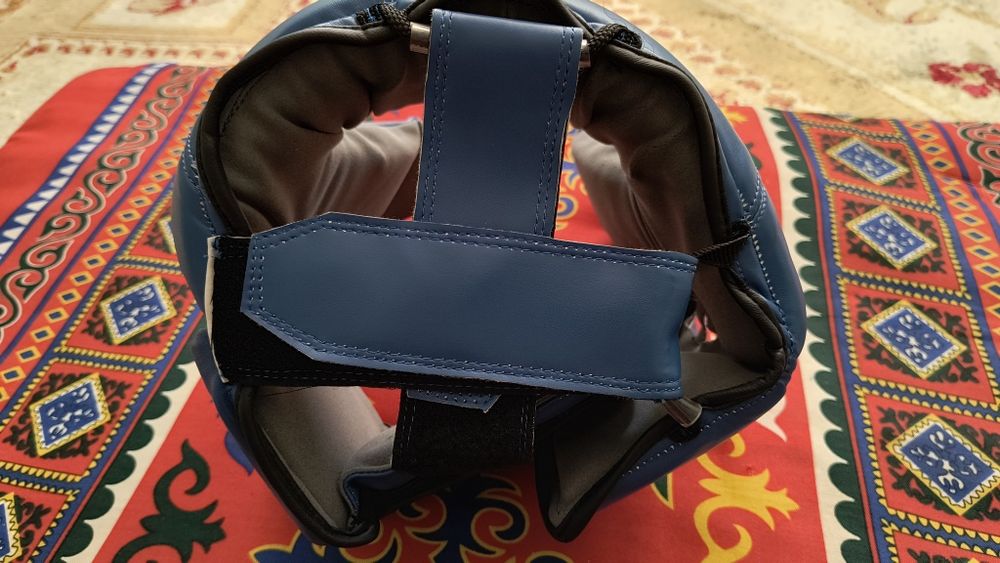 Шлем  боксерский