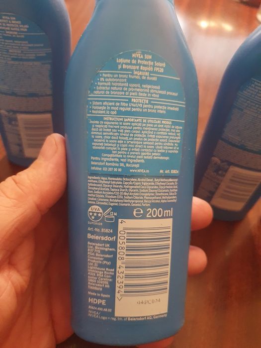 Vand lot 5 creme de plaja Nivea Sun 20