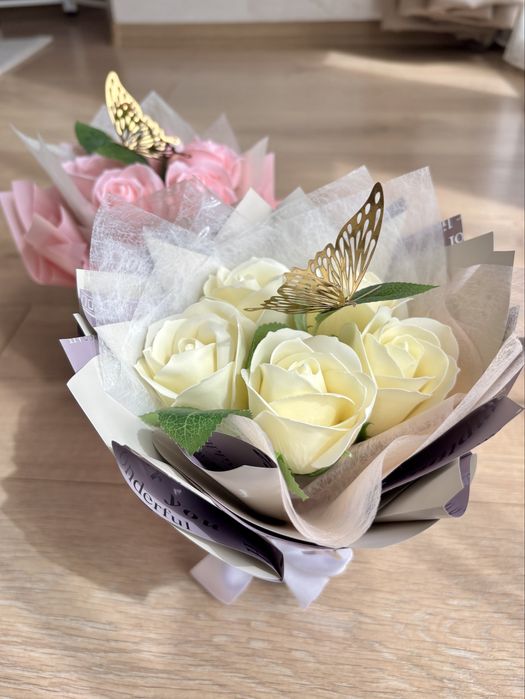 Мини букет за подарък