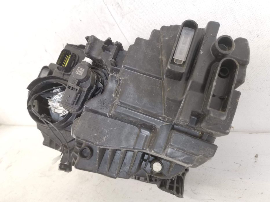 Far Dreapta Dacia  Duster 2 [facelift 2022] 2022 2023 2024 Original Av