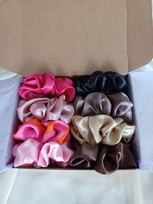 Сатенени скрънчита в кутия