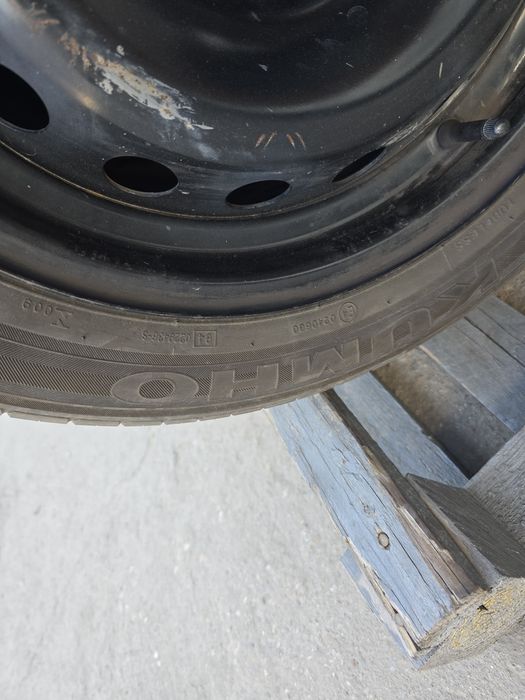 Jante 4x100 165-65r15 Kumho