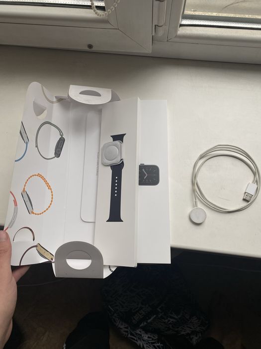 продам apple watch series 6 44mm