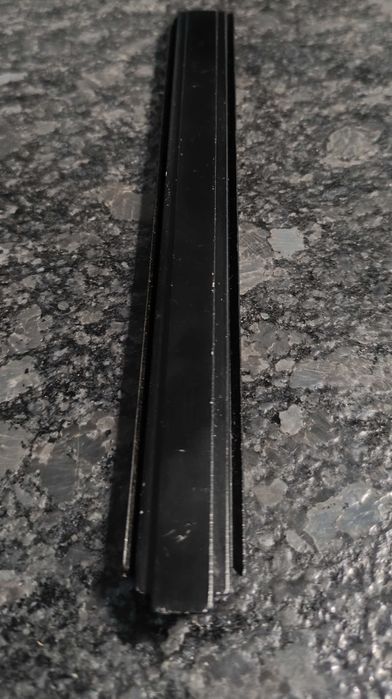 Повдигач за база за оптика