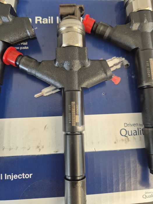 Injectoare Denso Nissan Navara,
