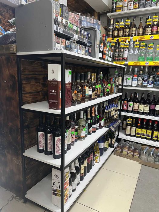 Магазин с товаром продам
