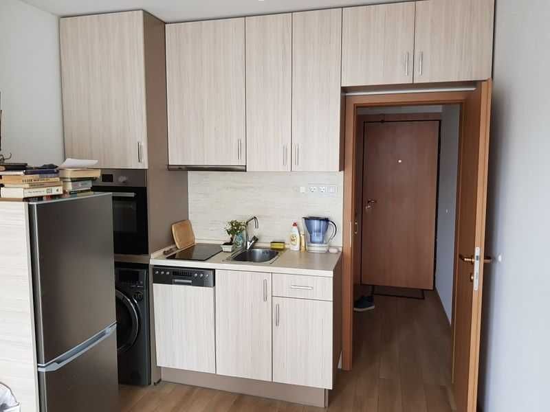 Едностаен апартамент в Зона Б-18