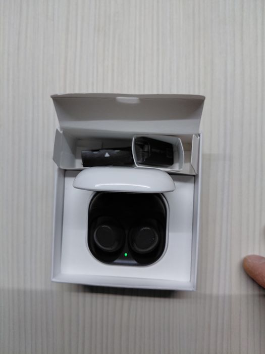 Casti samsung galaxy buds fe