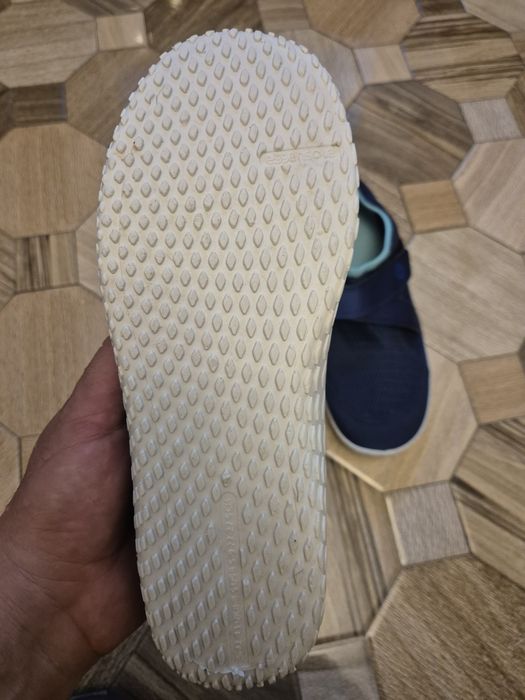 Cipici nr 42-43 Subea Incaltaminte protectie pietre arici de mare  noi