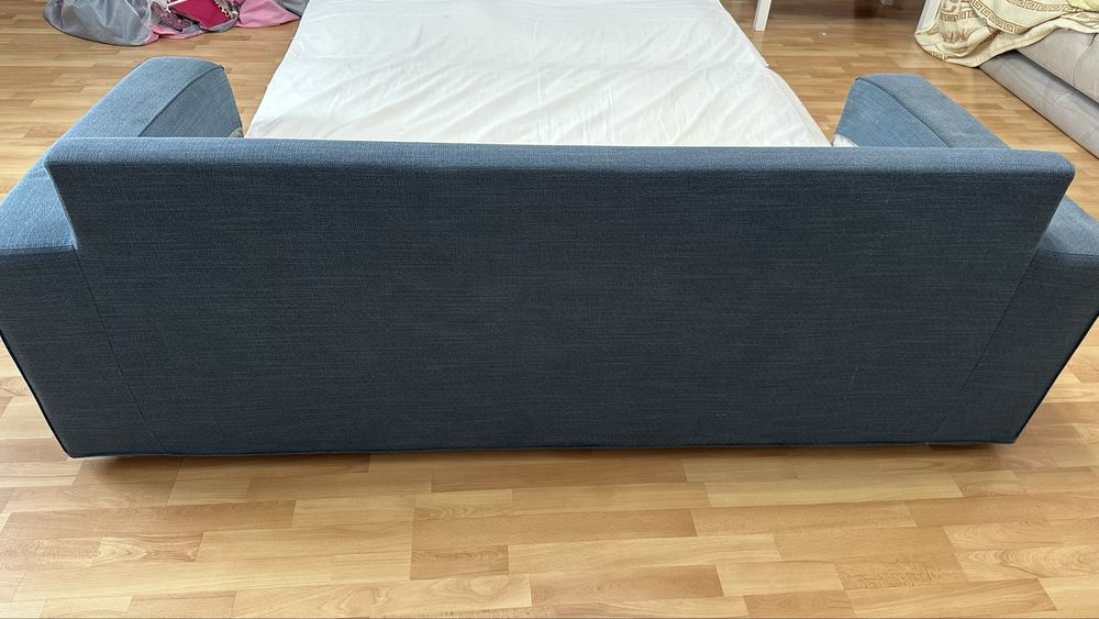 Продается диван Ikea (раскладной)