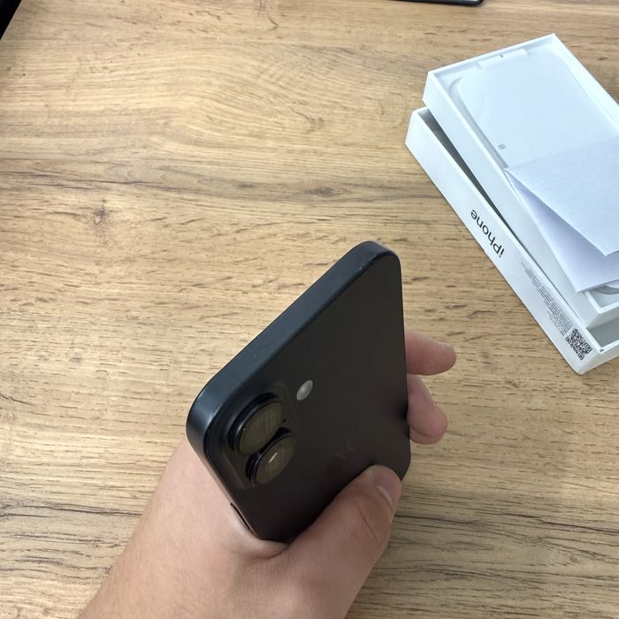 Iphone 16 128gb 90% акб черный