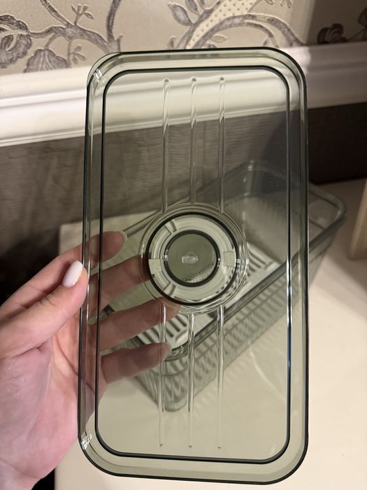 Продаются кинтейнеры пластиковые