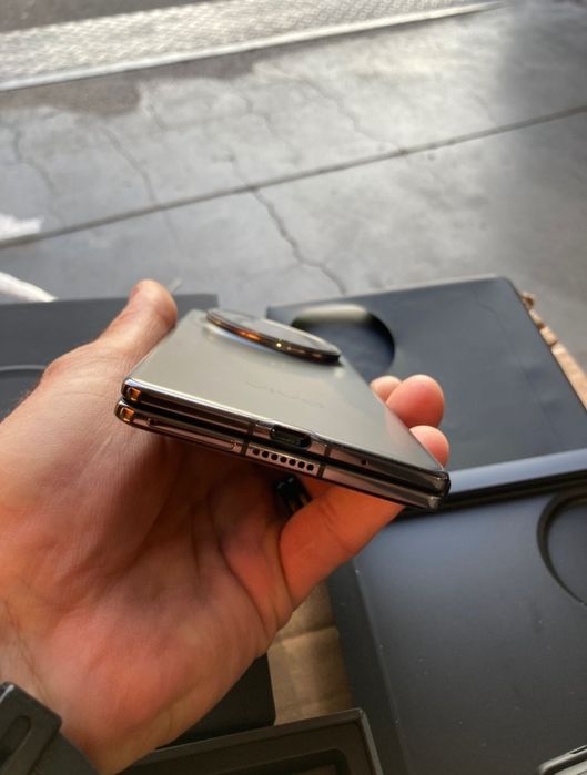 Vivo X Fold 5, 12/256 GB- чисто нов