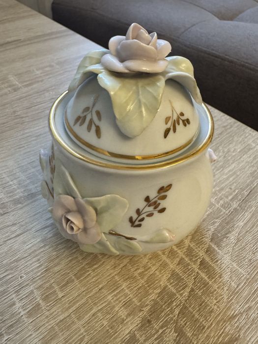 Bibelouri in stare perfecta