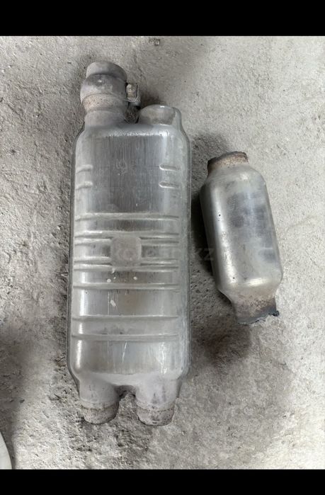 Резонатор mersedes w212