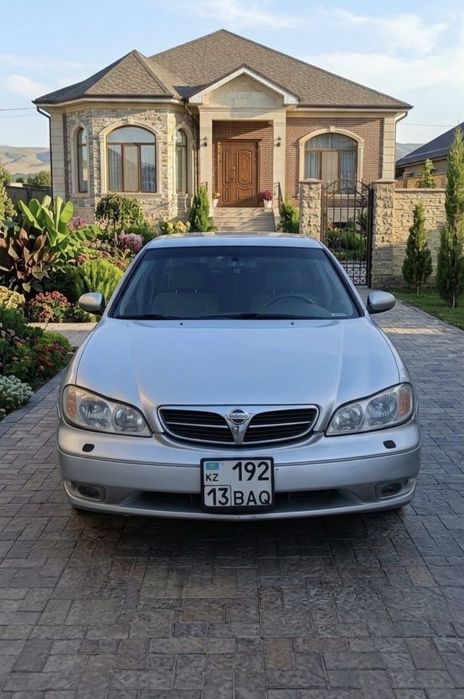 Nissan Maxima A33