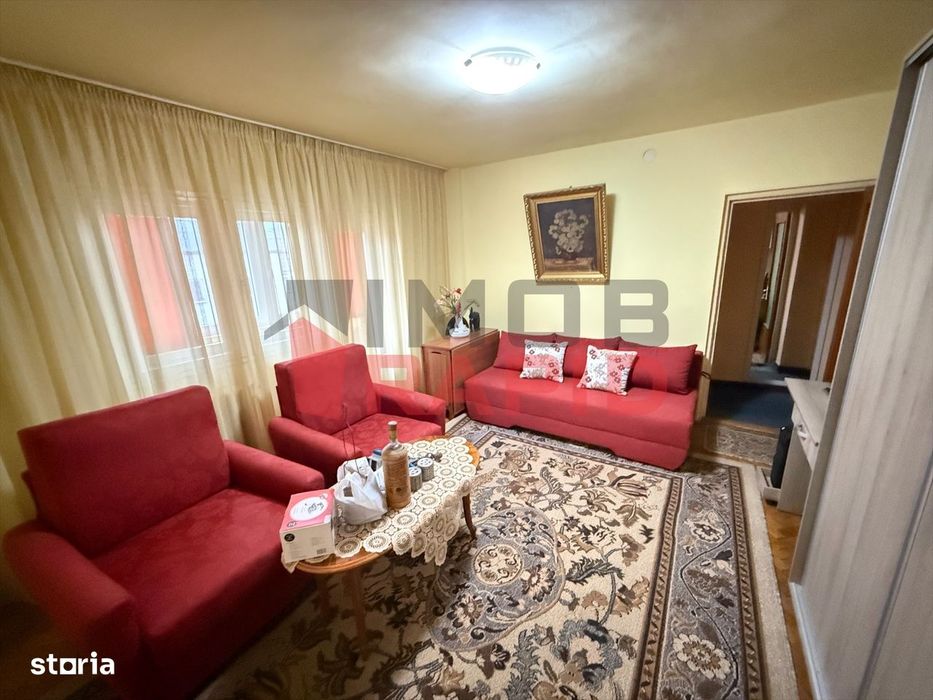 Apartament cu 3 camere, Zona Han