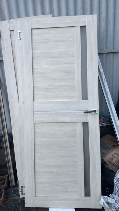 Продам двери межкомнатные