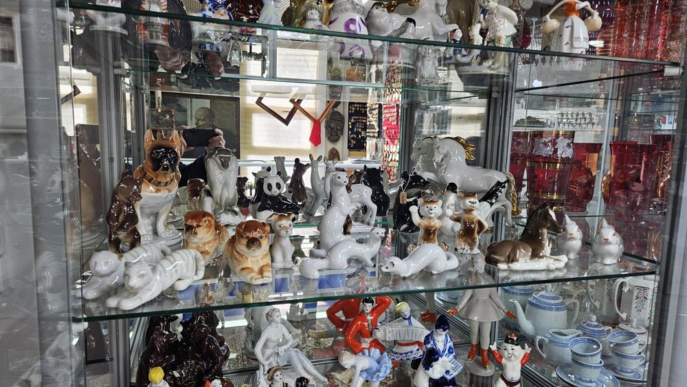 Продам фарфоровые статуэтки ссср