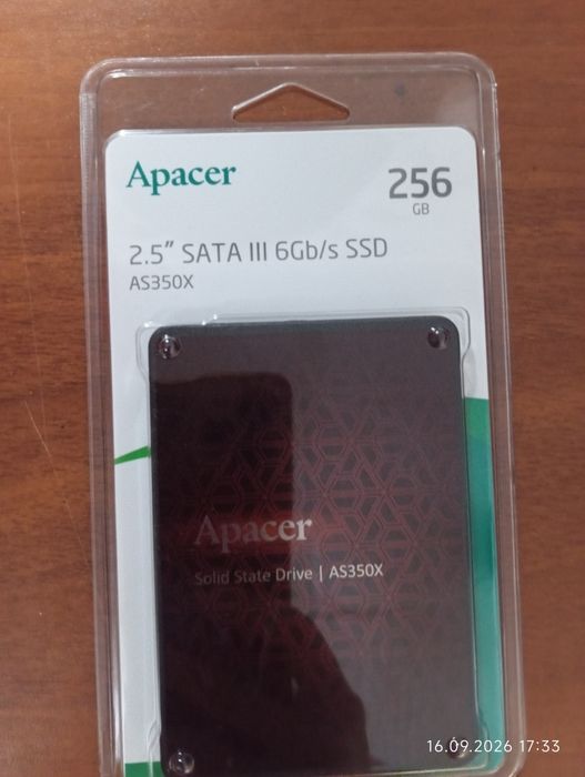 SSD новый 256гб.