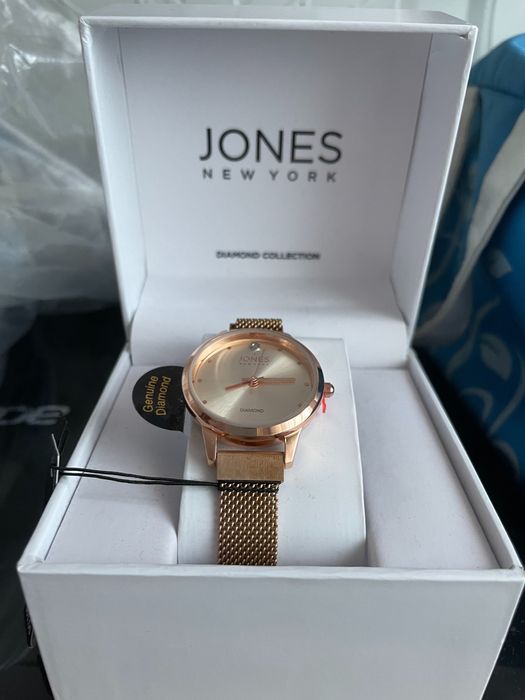 Дамски часовници с диамант Jones New York diamond collection