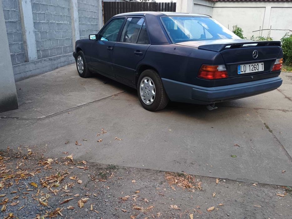 MERCEDES-BENZ E-Class 1988 — imagine 2