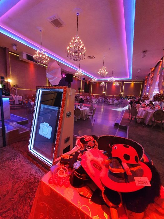 Oglinda Foto,Fum cu gheata carbonica,Videobooth 360 Lumini Ambientale.