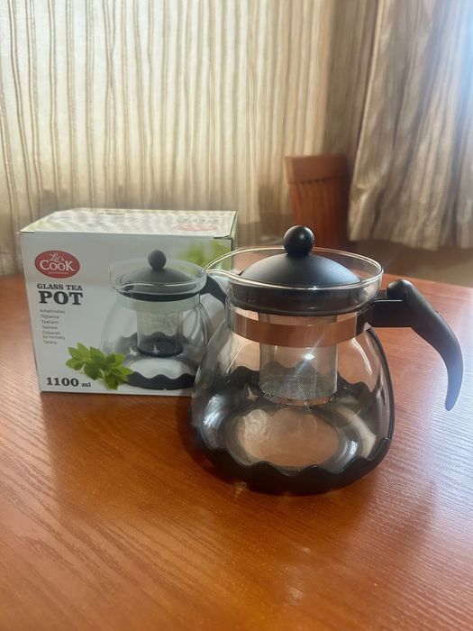 Стъклен чайник за чай 1100 ml с инфузер