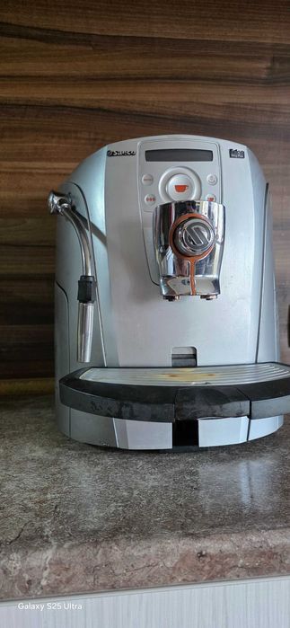 ПРОДАВАМ  кафемашина