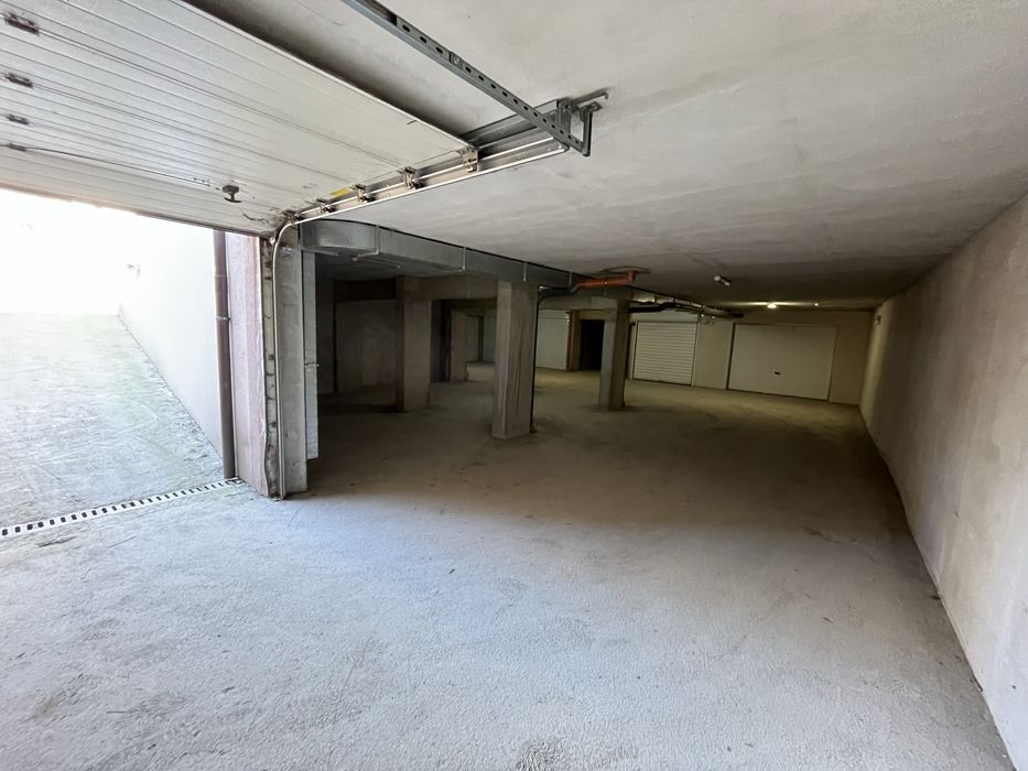 Дава се под наем Гараж / Паркомясто в София, Гео Милев - 23 кв.м за 45.9 € - Снимка #3