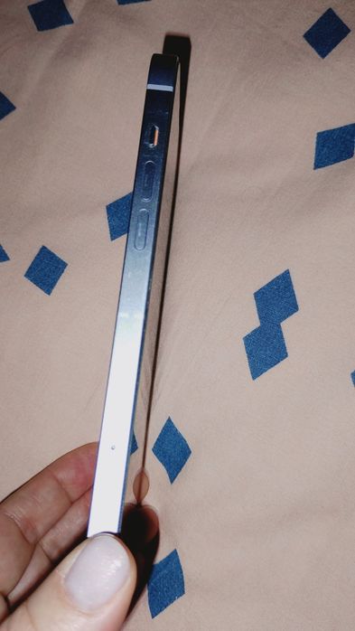 IPhone 14plus почти нов