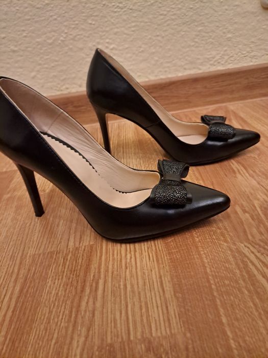 Pantofi dama din piele