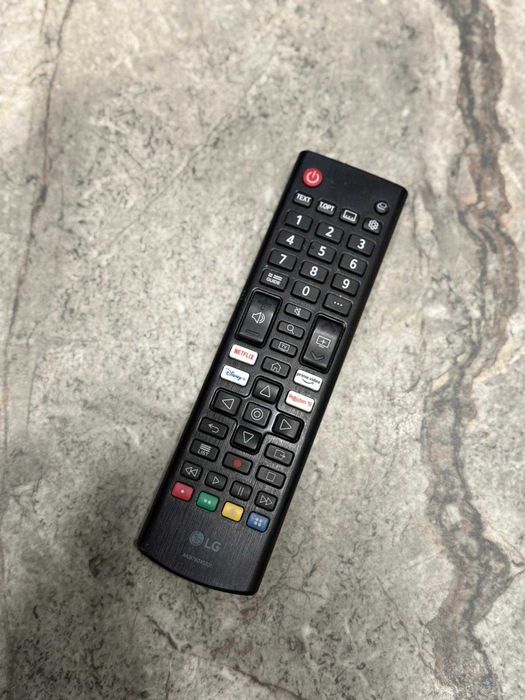 HOPE AMANET P2 - LED Smart LG 43UQ75003LF / 108CM / 4K