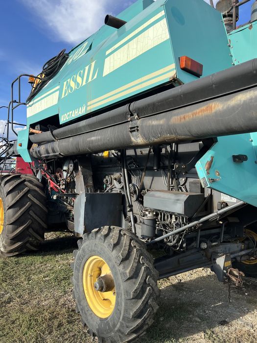 Уборочный комбайн Essil 740