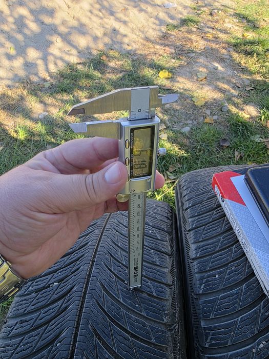 Anvelope iarna michelin 225 60 18