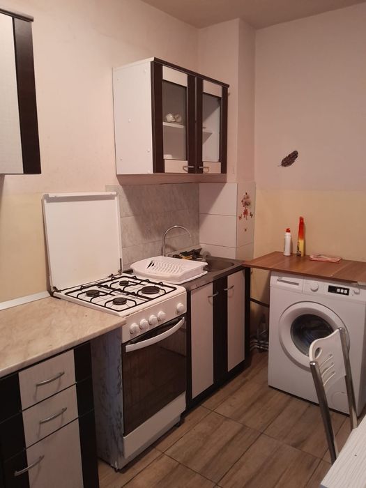 Apartament 2 camere de inchiriat cartier armatei etaj 1