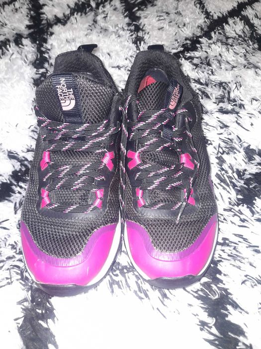 Маратонки the north face