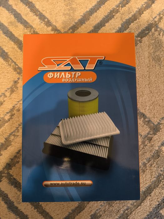 Продам воздушный фильтр на тойота камри 50.