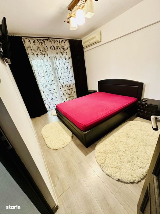 Apartament 3 camere Tg. Cucu-Podu de fier la bulevard