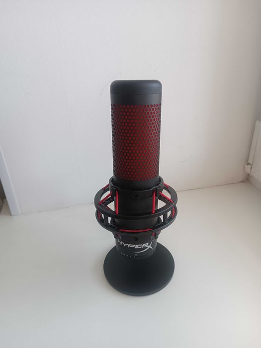 Микрофон HyperX черный