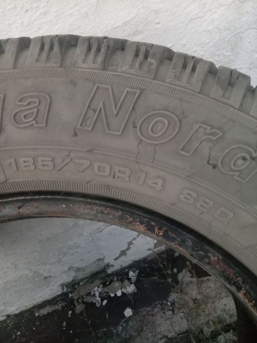 Зимняя шипованная резина