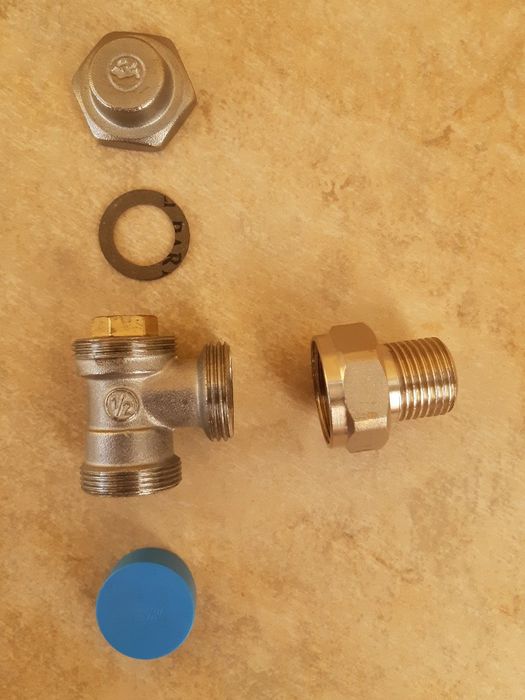 Секретен кран за радиатор / парно