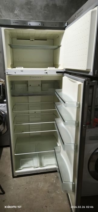 Холодильник в хорошем состоянии марка bosch